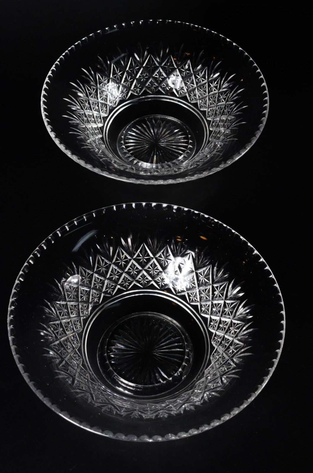 Conjunto para sobremesa de cristal europeu lapidado, composto de: 12... - foto 4 de 8