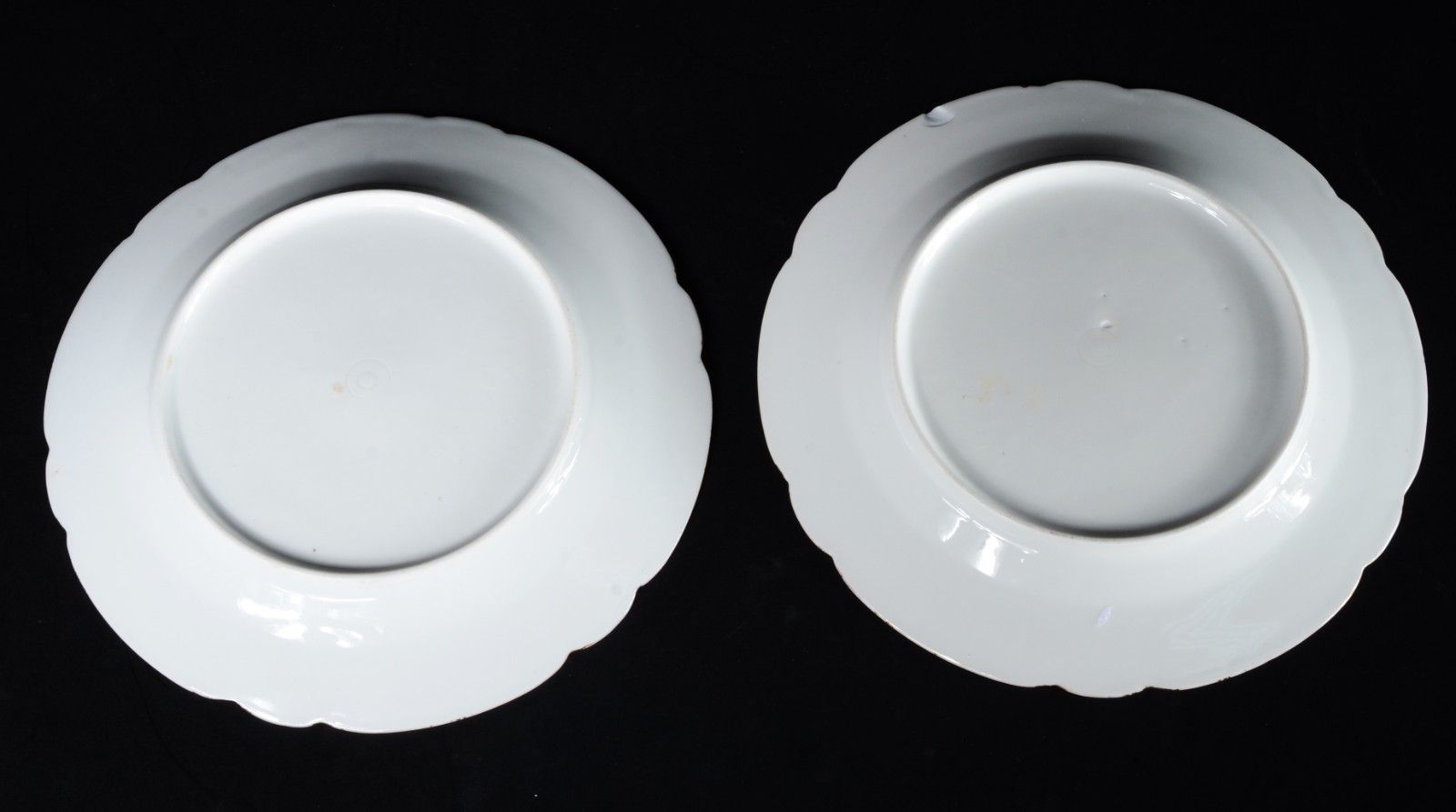 Par de pratos de sobremesa de porcelana francesa. Serviço do Paço... - foto 3 de 4