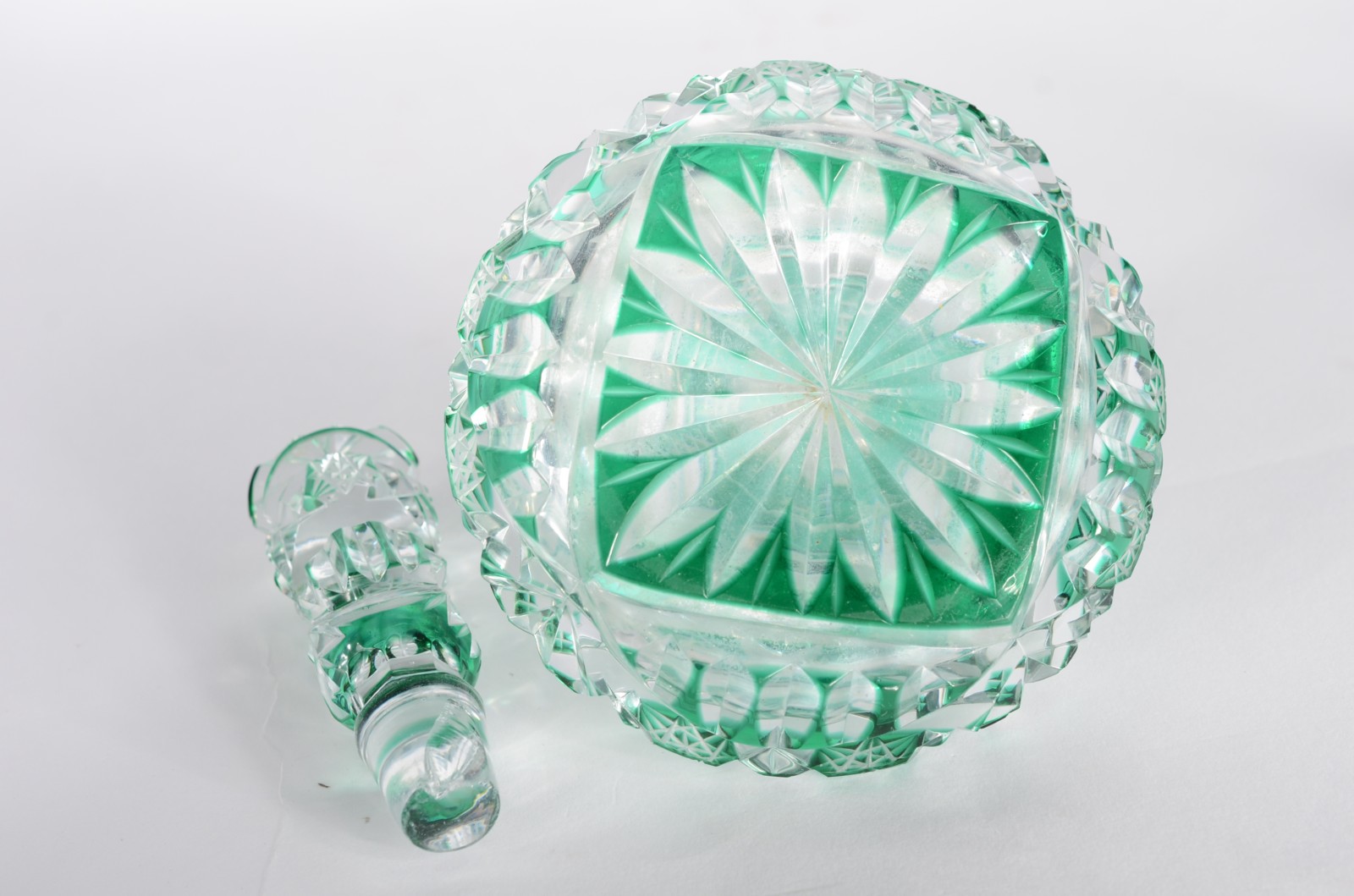 Conjunto com 3 peças para toilette de cristal doublé verde lapidado... - foto 9 de 10