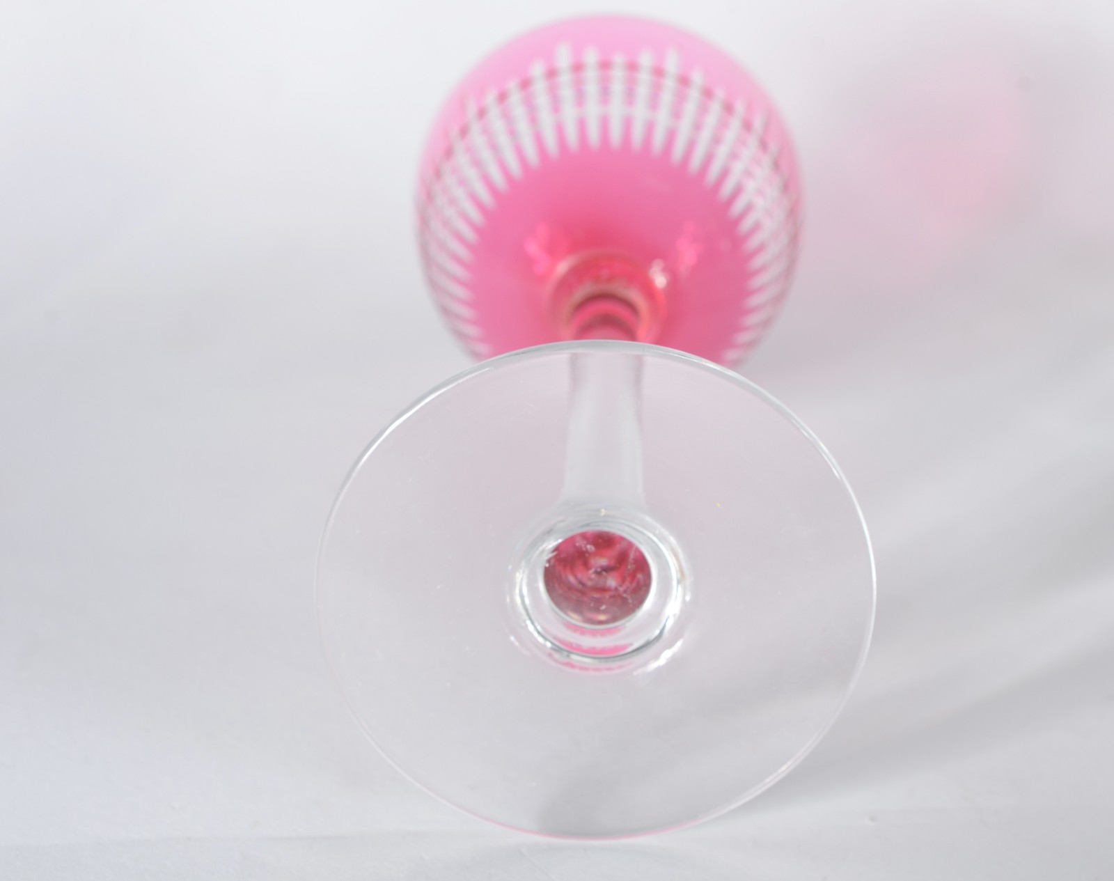 Conjunto com 7 cálices para vinho de cristal europeu doublé lapidado... - foto 4 de 4