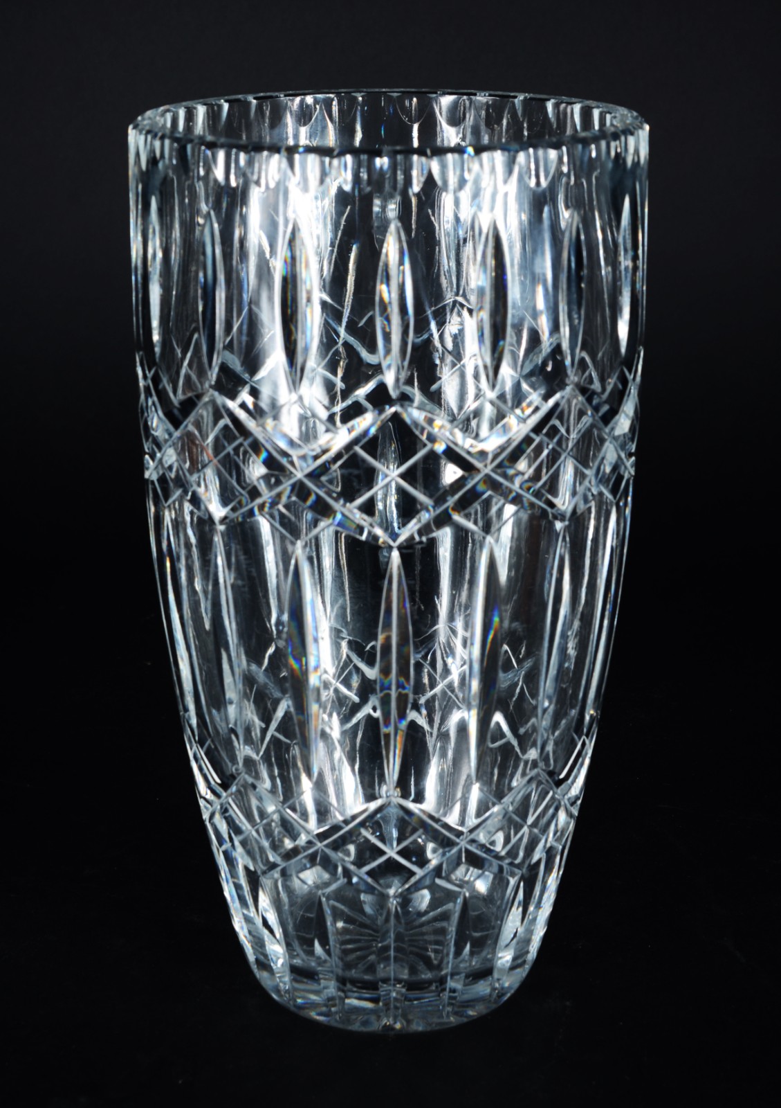 Vaso de cristal tcheco lapidado. - foto 1 de 6