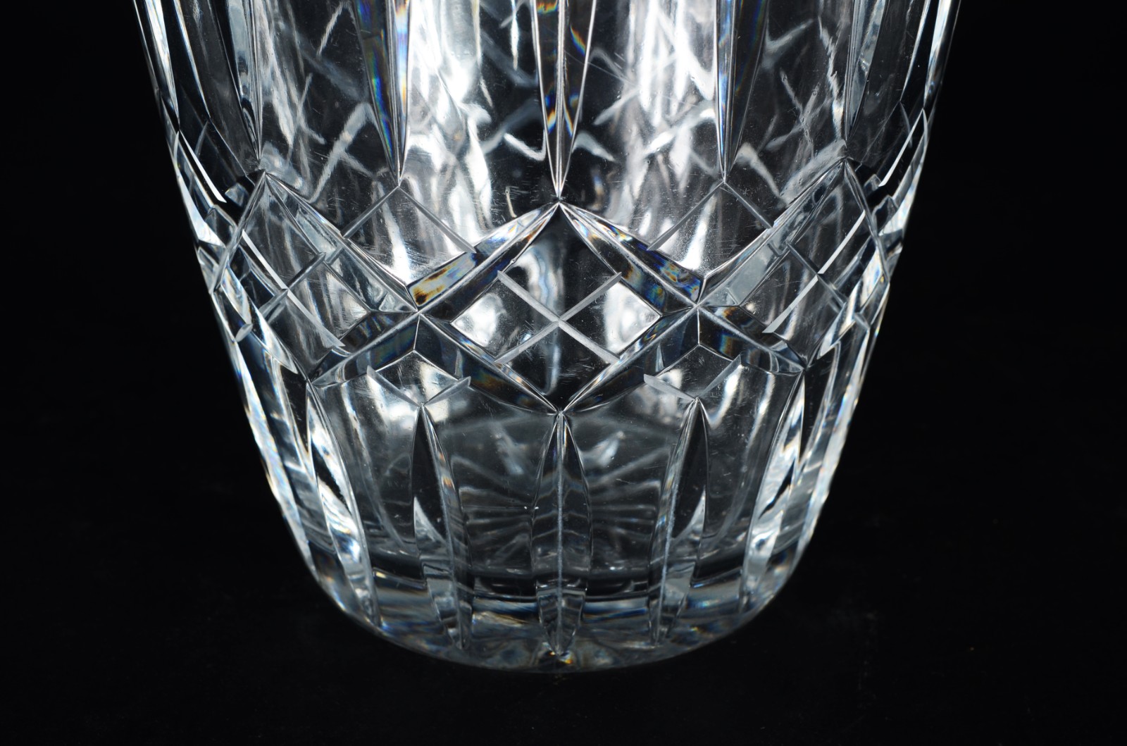 Vaso de cristal tcheco lapidado. - foto 3 de 6