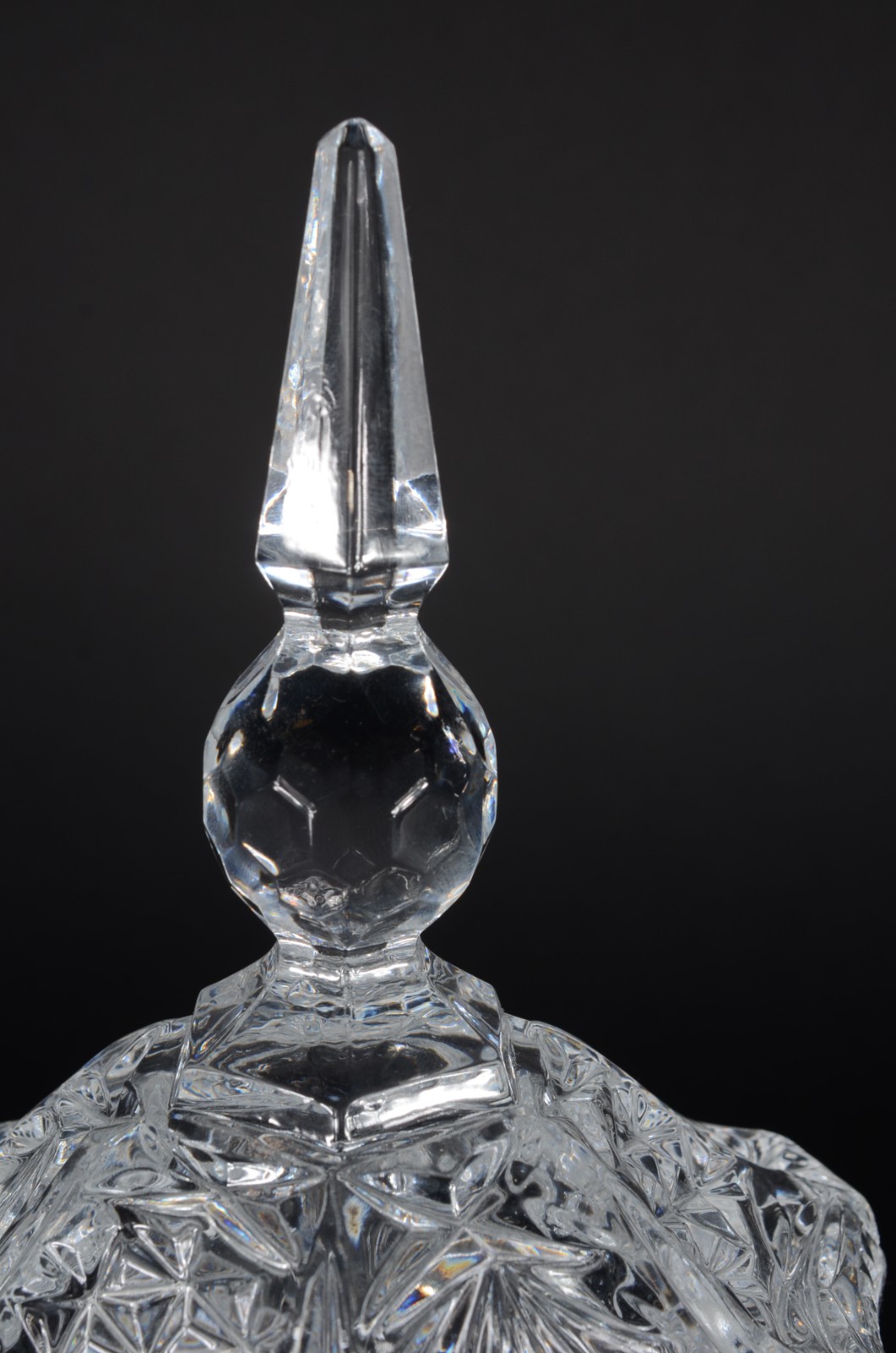 Par de compoteiras de cristal tcheco lapidado. - foto 3 de 8