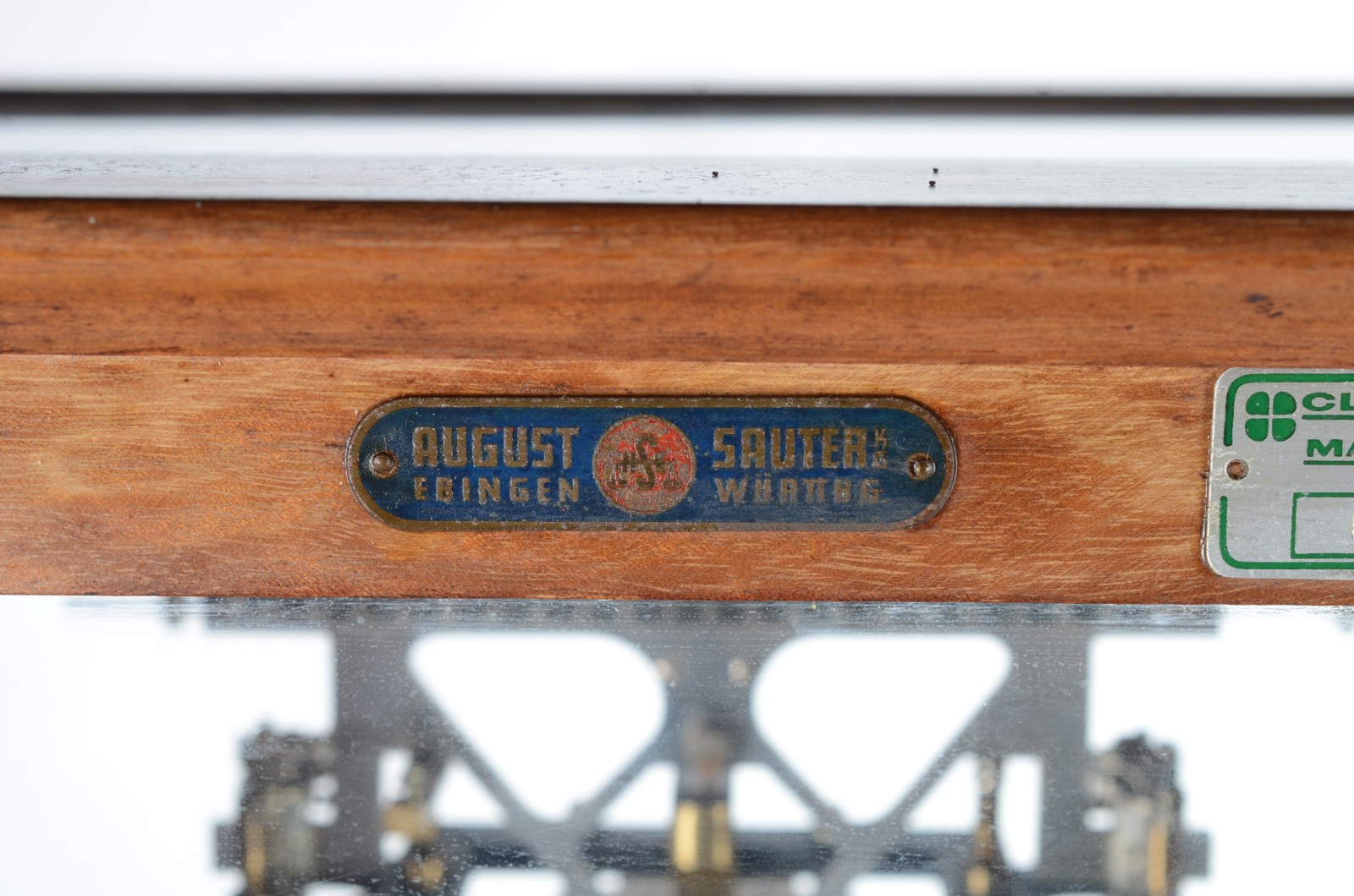 Antiga balança de precisão, August Sauter, Ebingen Württbg, com caixa... - foto 7 de 8