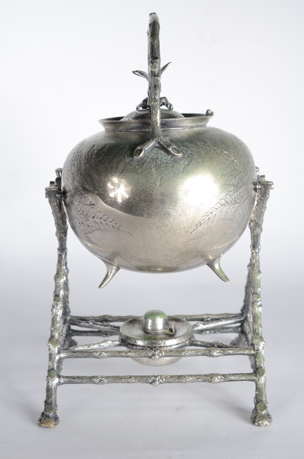 Samovar de metal. Desgastes, e oxidação. - foto 7 de 9
