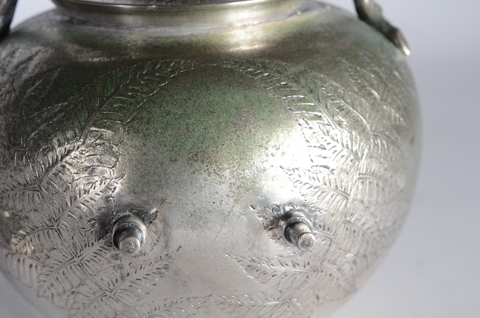 Samovar de metal. Desgastes, e oxidação. - foto 9 de 9
