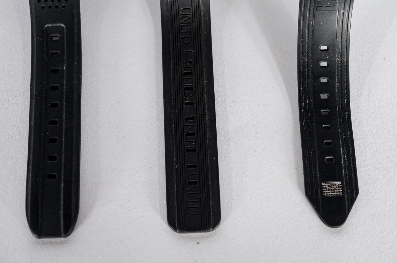 Lote com 3 relógios diversos, sendo: Quiksilver, Puma e UNLTD... - foto 7 de 11
