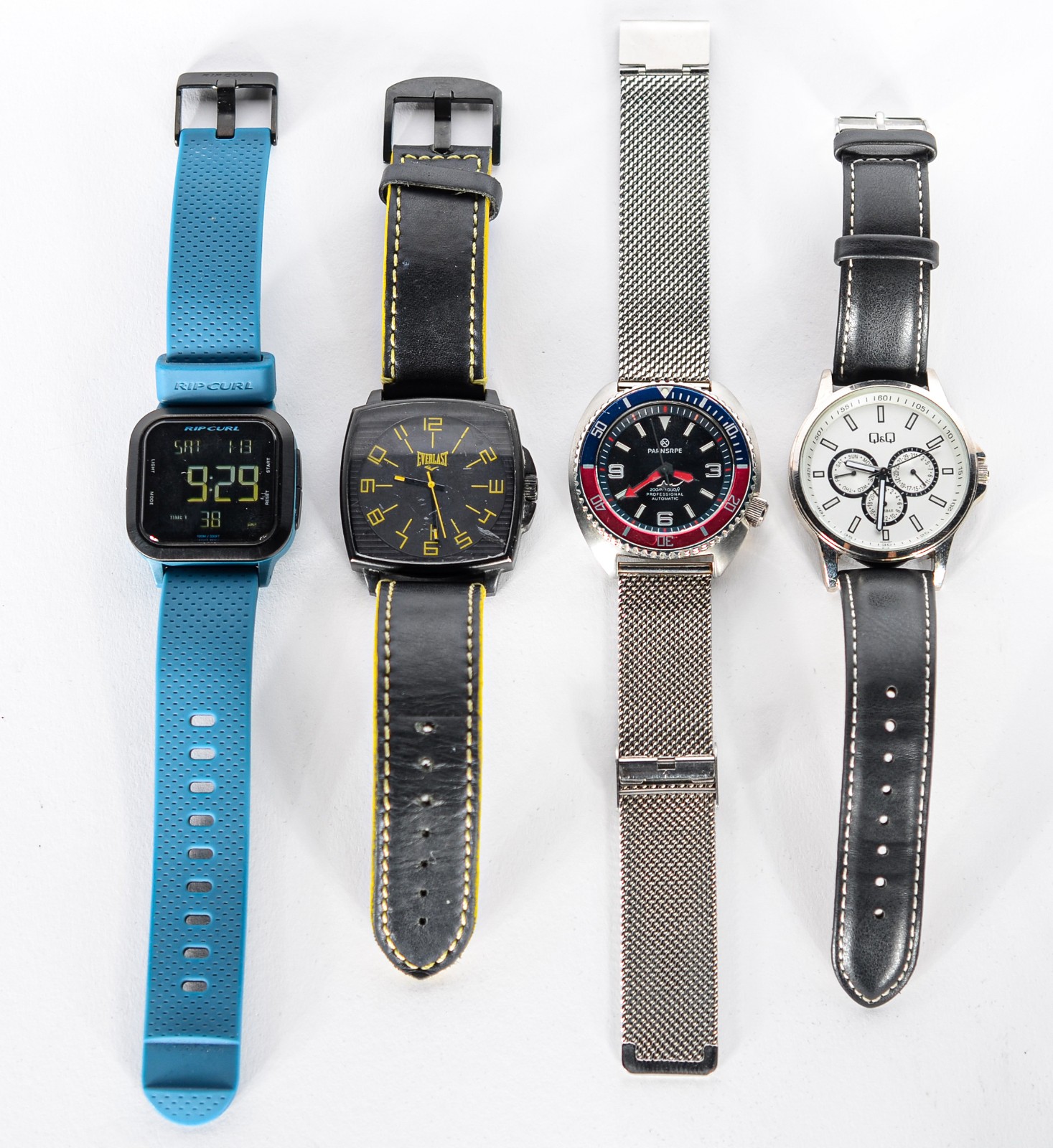 Lote com 4 relógios diversos, sendo: Everlast, Parnsrpe, Q&Q e Watch... - foto 1 de 11