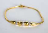 Pulseira de ouro 18k.,  com mini brilhantes. (P... - Pulseira de ouro 18k.,  com mini brilhantes. (Por motivos de segurança a peça não se encontra na loja).