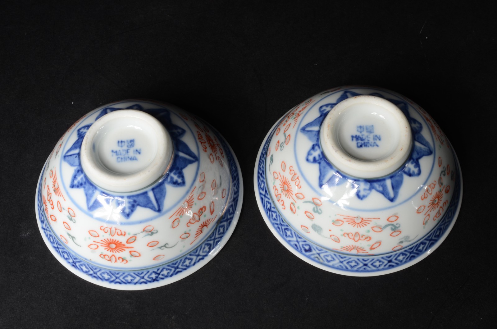 Conjunto com 24 bowls maiores e 24 bowls menores de porcelana... - foto 5 de 6