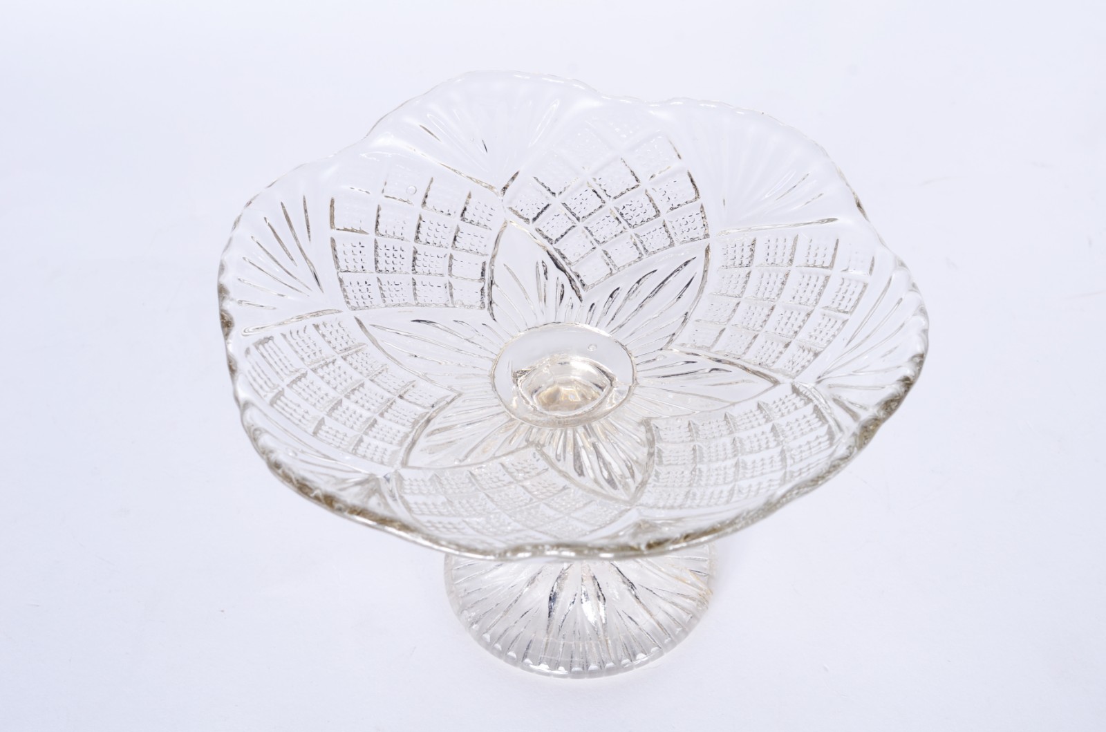 Diversas peças de cristal/ vidro, sendo: vaso, fruteira feitio... - foto 7 de 10
