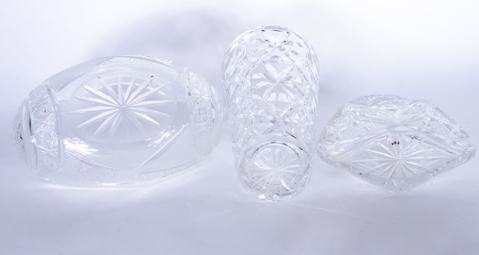 Diversas peças de cristal/ vidro, sendo: vaso, fruteira feitio... - foto 10 de 10