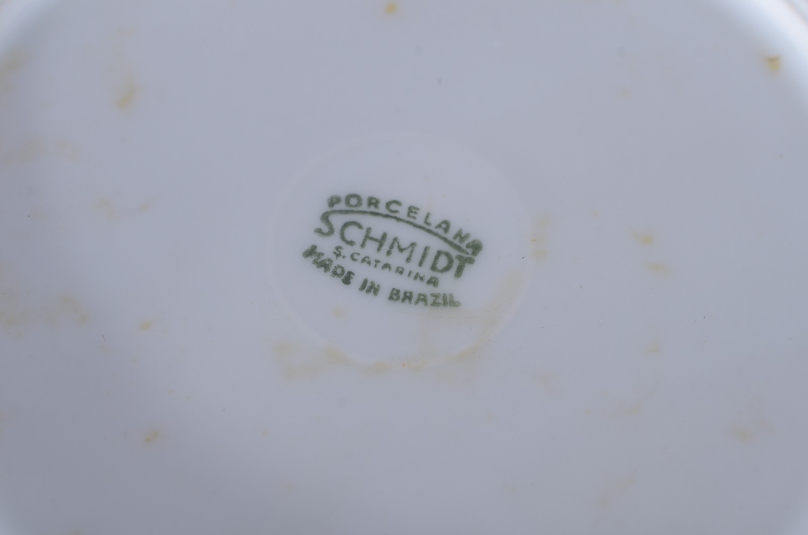 Conjunto para café com 6 xícaras com pires de porcelana branca... - foto 9 de 10