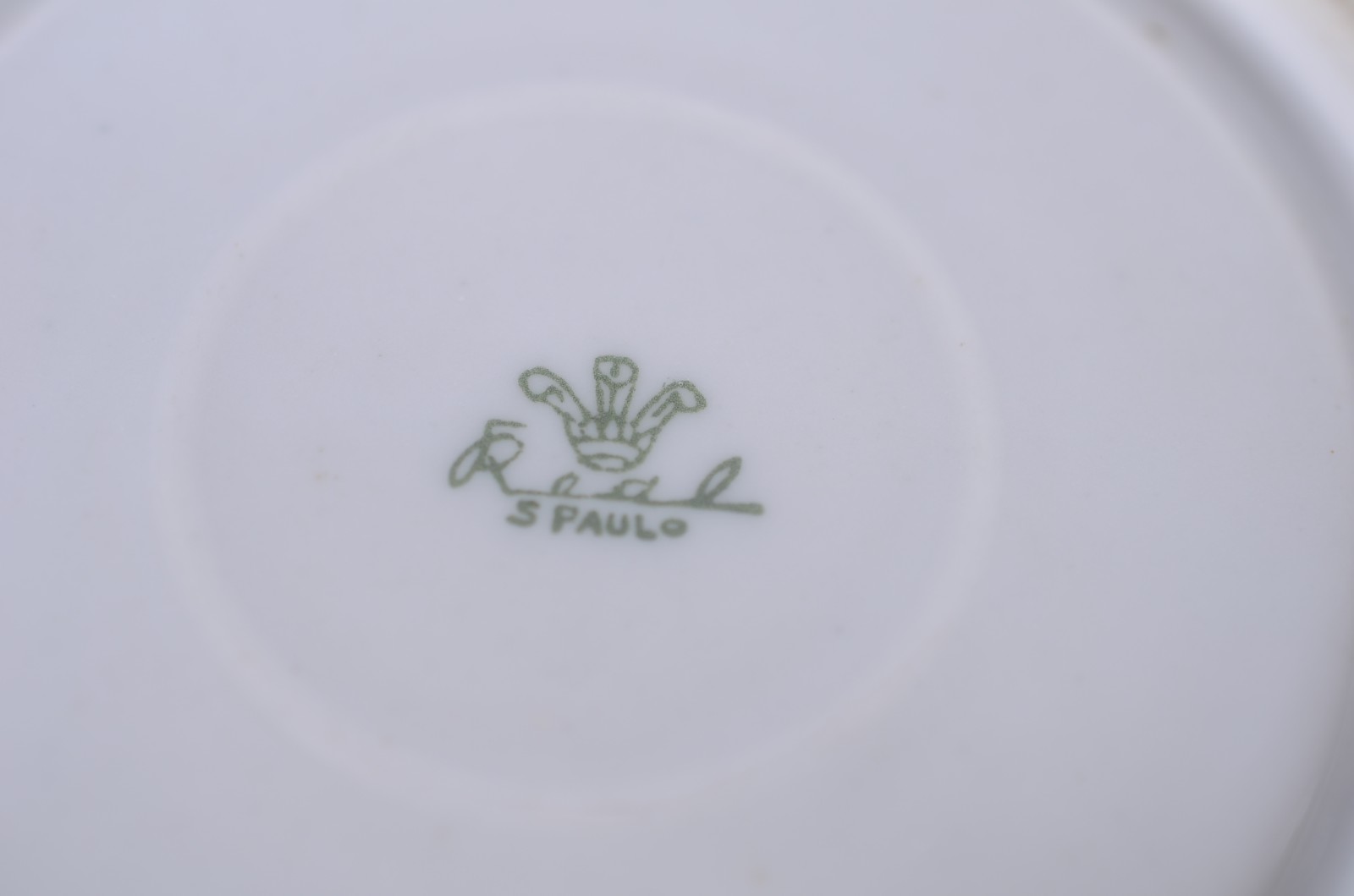 Serviço para chá de porcelana Real, branca decorada com flores em... - foto 7 de 8