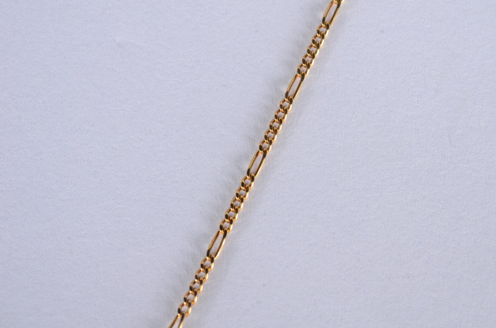 Colar de ouro 18 k., contraste 750 mls com pendente feitio gota com... - foto 3 de 5