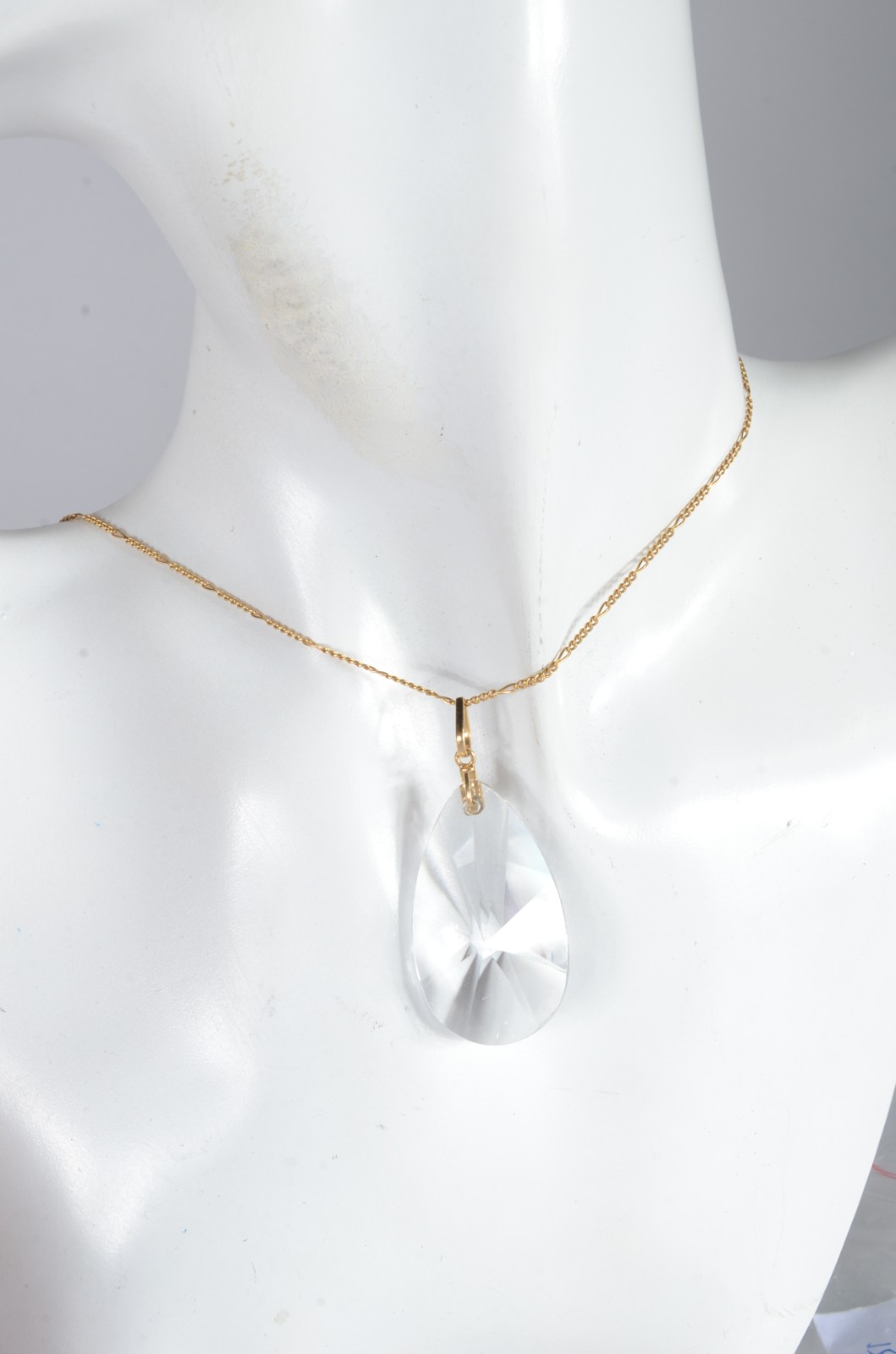 Colar de ouro 18 k., contraste 750 mls com pendente feitio gota com... - foto 5 de 5