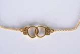 Pulseira de ouro 18 k., feitio "algemas". (Por ... - Pulseira de ouro 18 k., feitio "algemas". (Por motivos de segurança a peça não se encontra na loja).