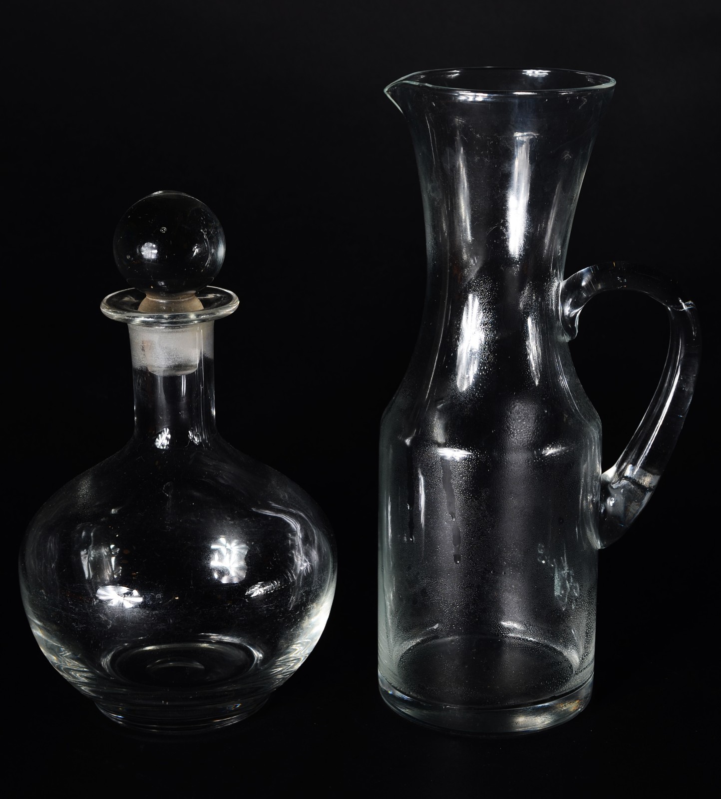 Diversas peças de vidro, sendo: 3 vasos , 2 taças grandes, jarra e... - foto 5 de 6