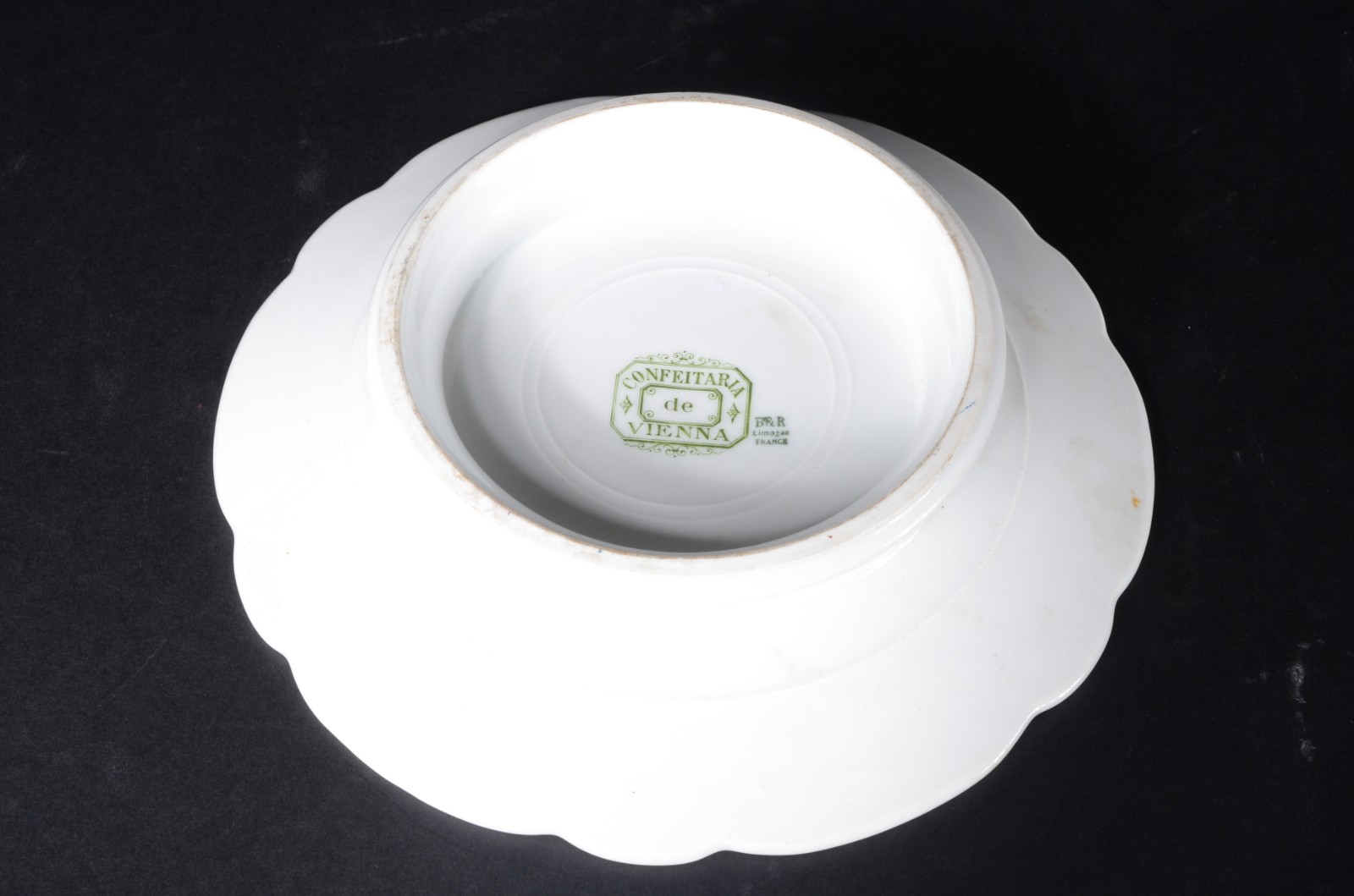 Três peças de porcelana. - foto 7 de 7