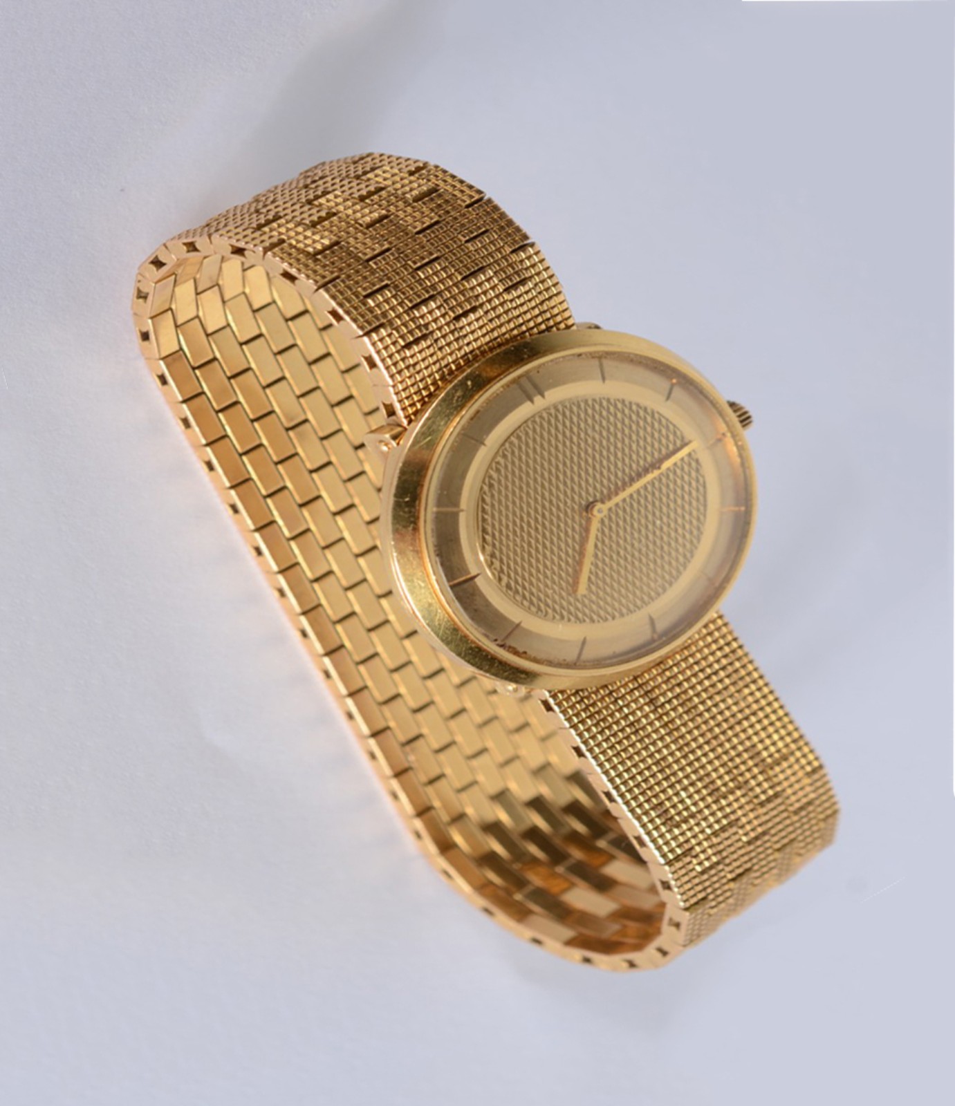 Relógio francês Boucheron feminino de pulso com caixa e pulseira de... - foto 2 de 7
