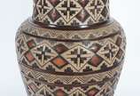 Grande vaso de cerâmica Marajoara. - Grande vaso de cerâmica Marajoara.