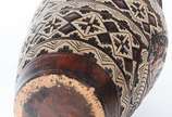 Grande vaso de cerâmica Marajoara. - Grande vaso de cerâmica Marajoara.