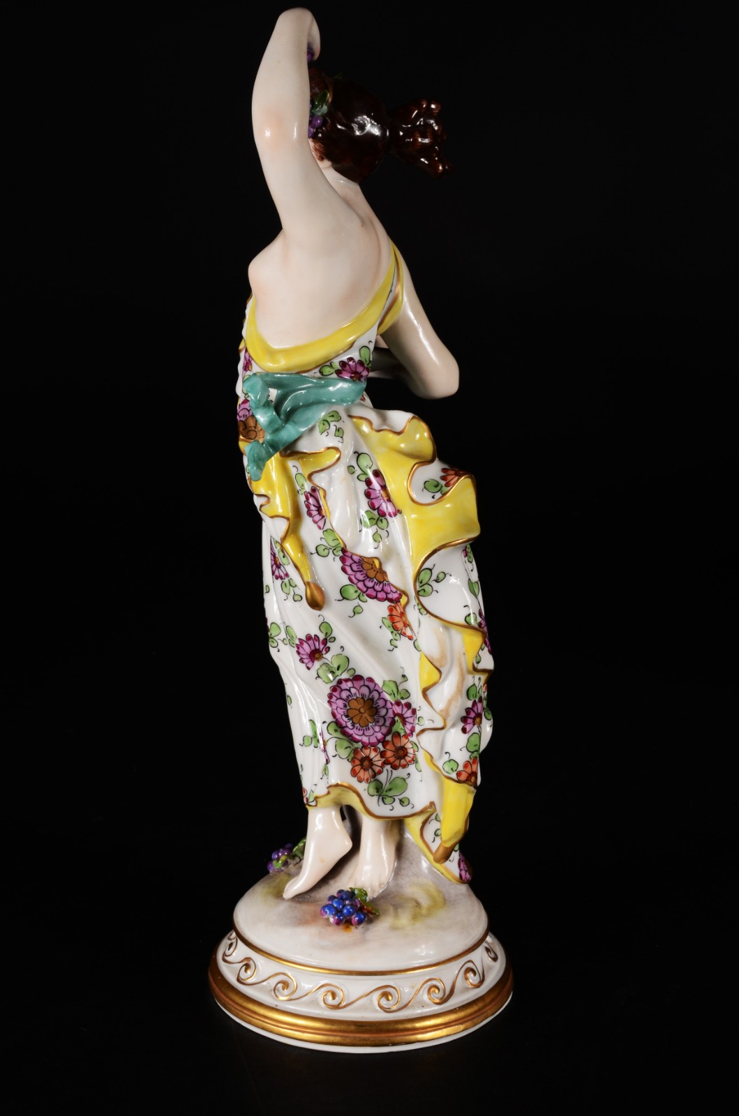 Estatueta de porcelana italiana policromada e realces dourados... - foto 3 de 9