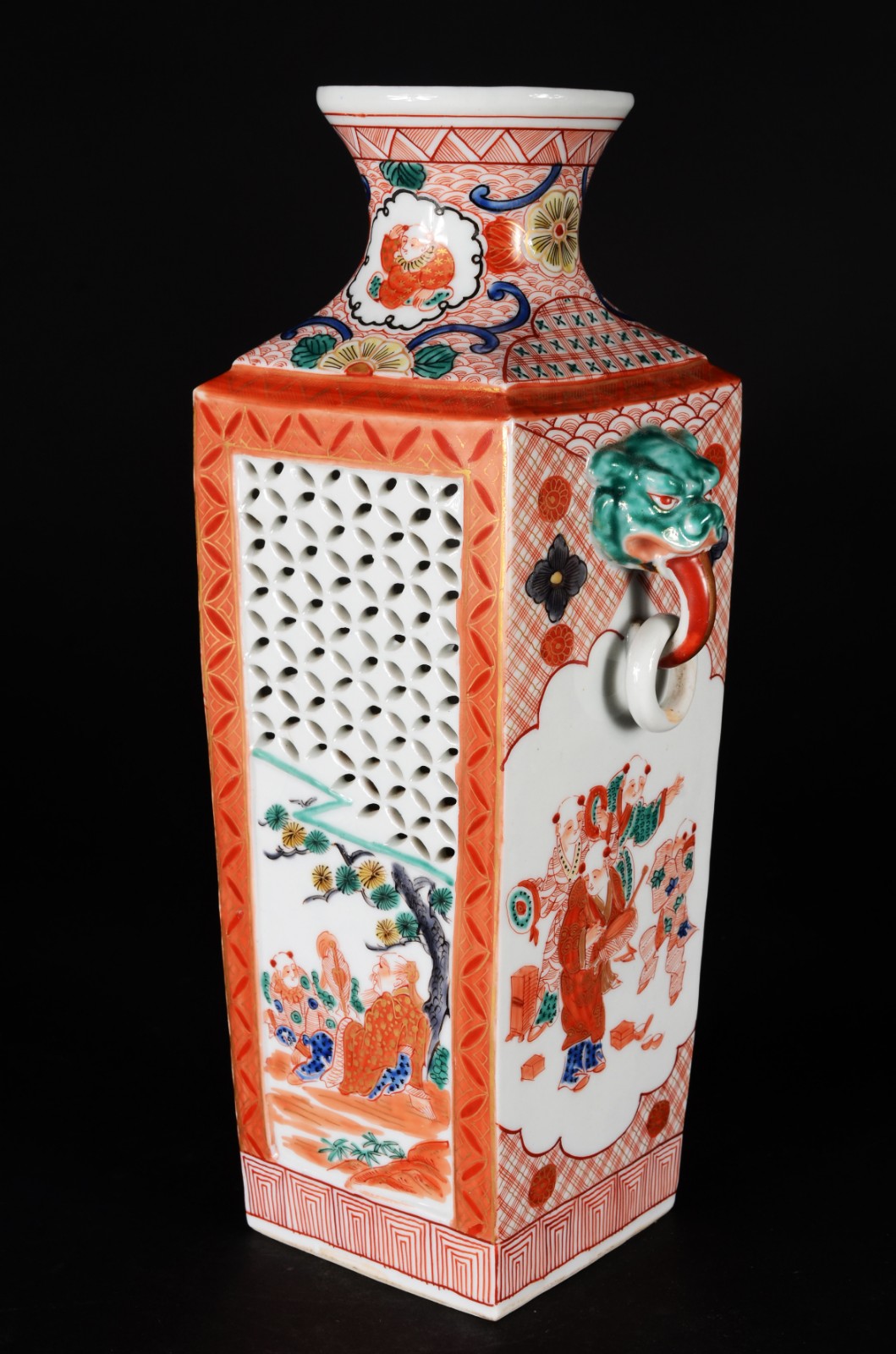 Vaso de porcelana oriental feitio quadrangular, decorado com figuras... - foto 3 de 10