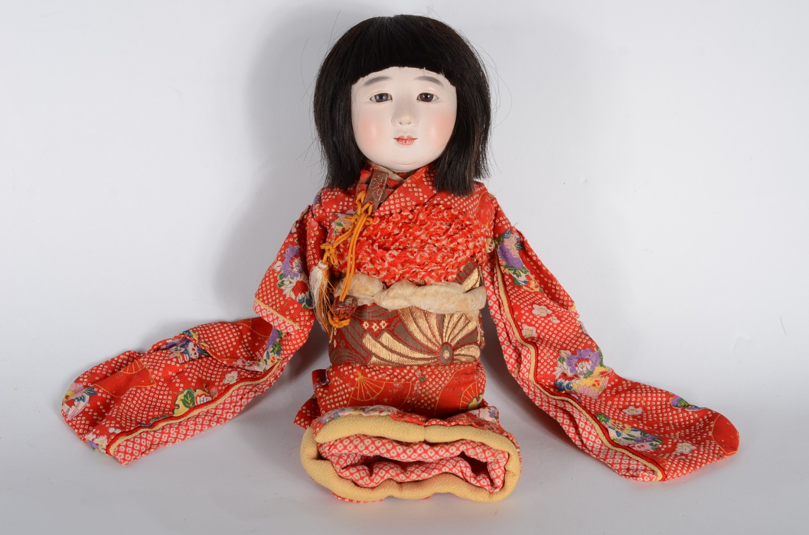 Boneca japonesa. Pernas e braços soltos. - foto 3 de 5