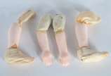 Boneca japonesa. Pernas e braços soltos. - Boneca japonesa. Pernas e braços soltos.