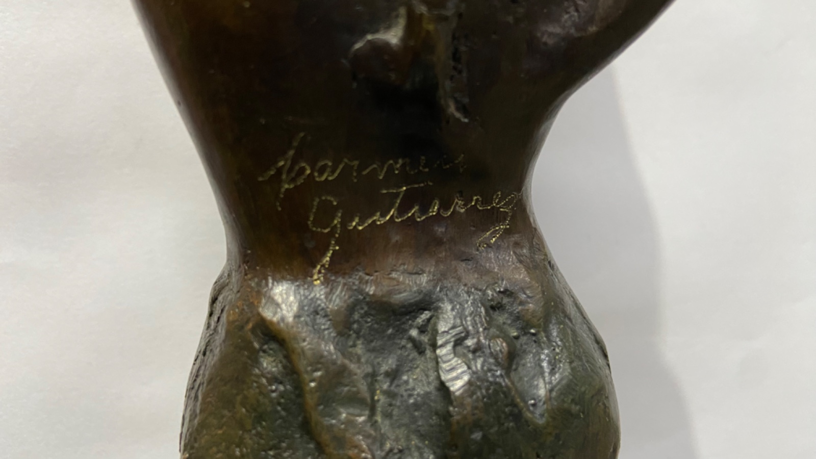 Escultura de bronze, base de granito. - foto 8 de 8