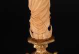Nossa Senhora da Conceição, escultura indo-port... - Nossa Senhora da Conceição, escultura indo-portuguesa, do séc. XVIII, em marfim. Nossa Senhora, de mãos postas em oração, está representada de p...