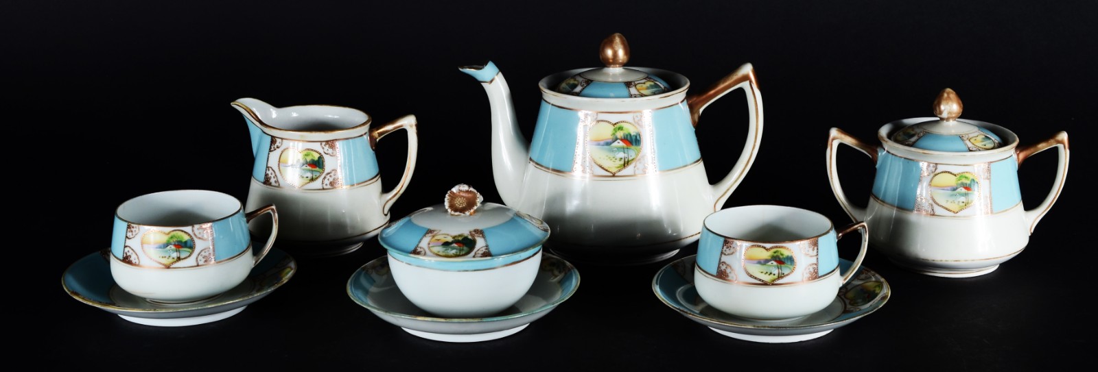 Serviço para café de porcelana oriental, composto de: 2 xícaras de... - foto 1 de 9