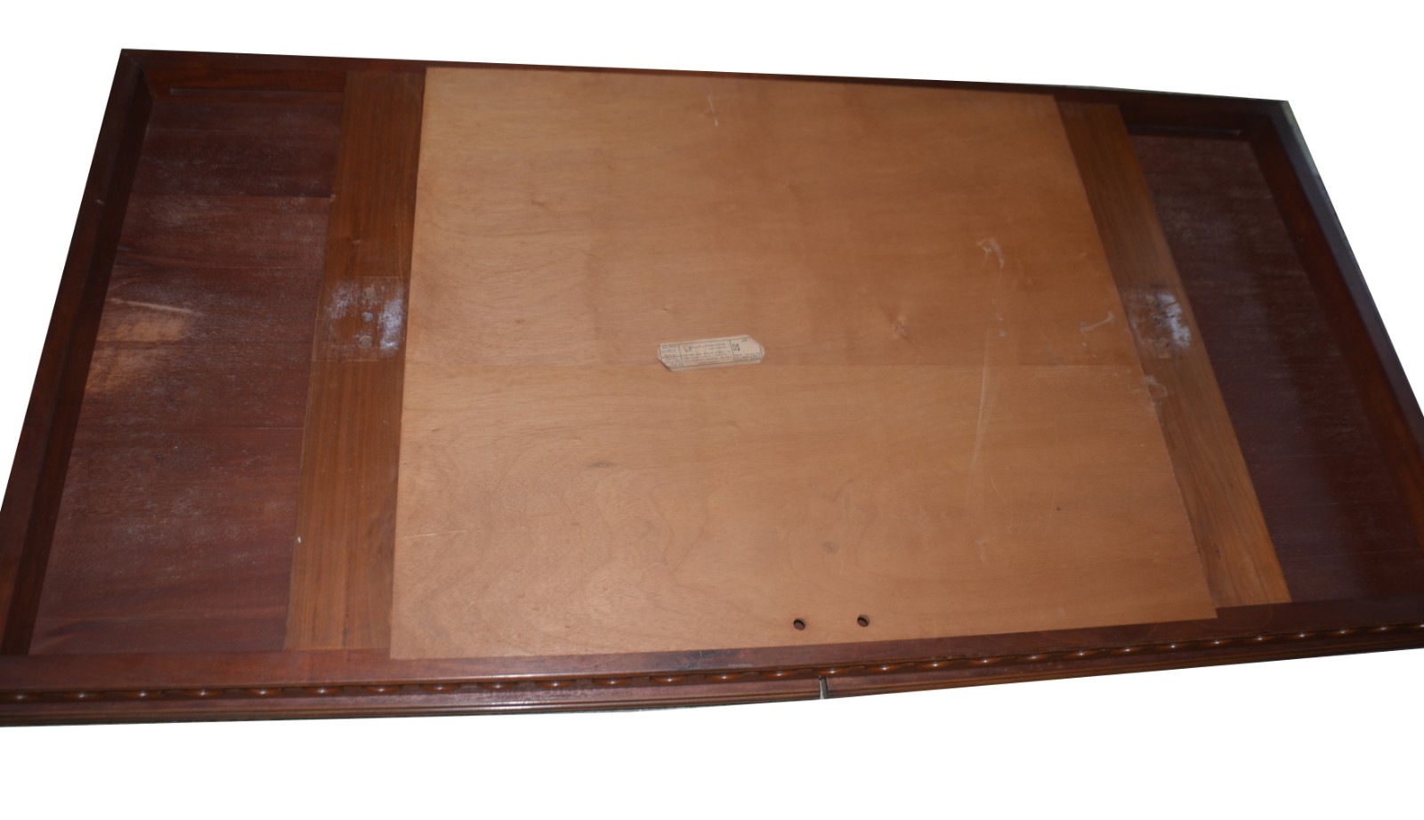Mesa de jantar de madeira envernizada, duas tabuas extensoras (1,05... - foto 10 de 11
