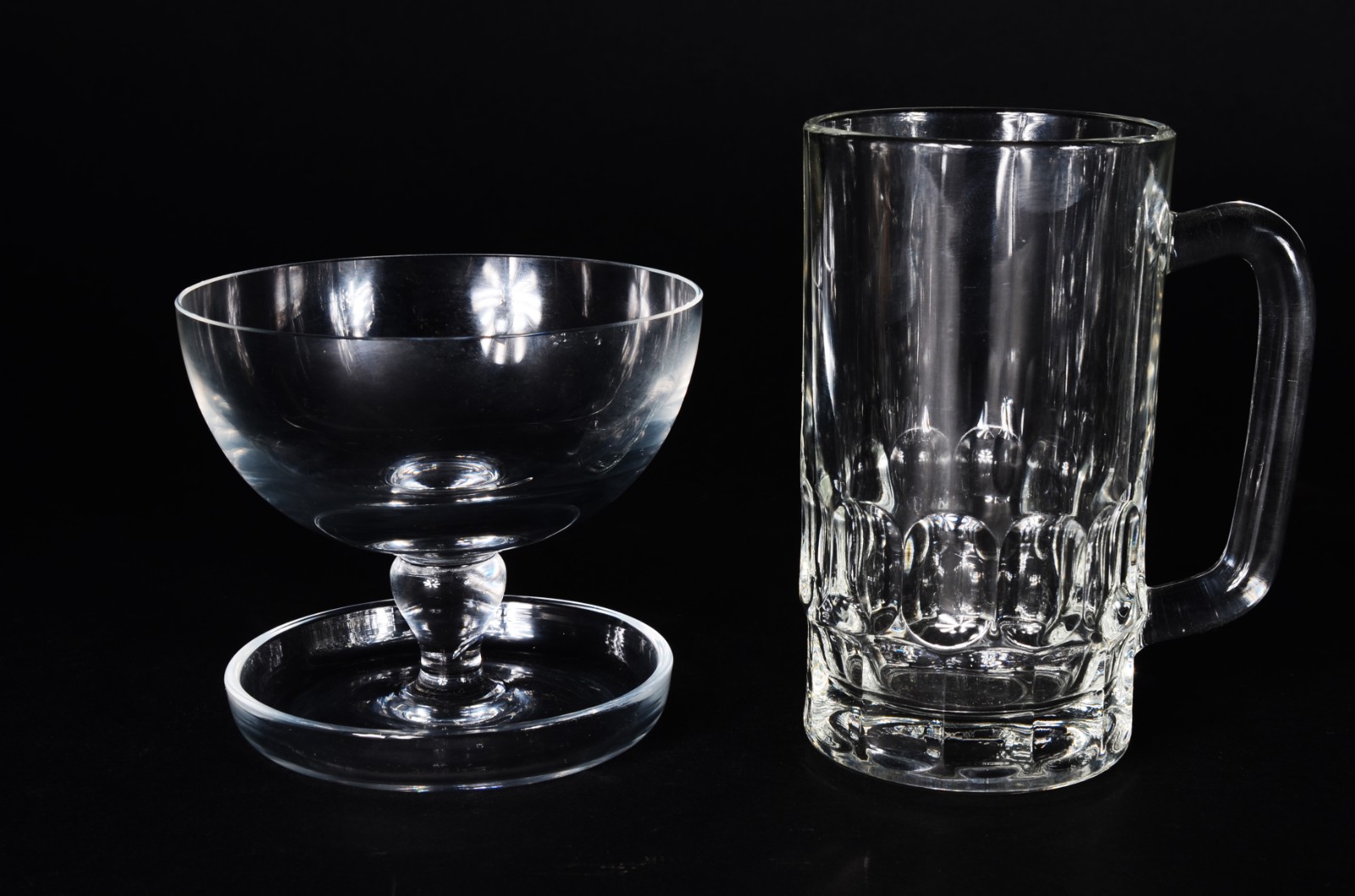 Conjunto com 12 taças de cristal com presentoir para sobremesa... - foto 2 de 6