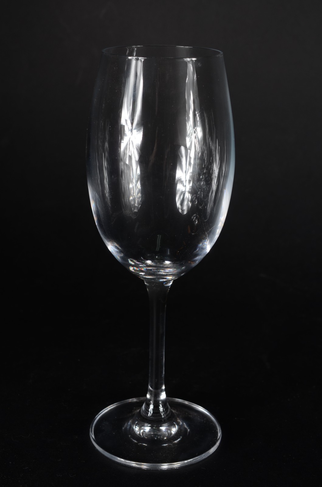 Seis taças de cristal para vinho, 230 ml. - foto 4 de 4