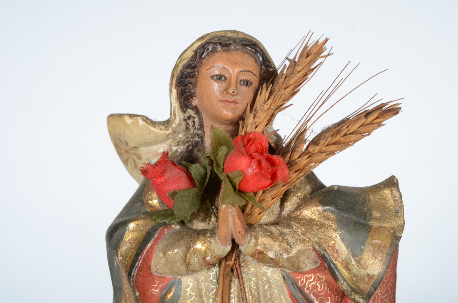 Nossa Senhora - Imagem de madeira policromada e dourada. Pequenos... - foto 4 de 8