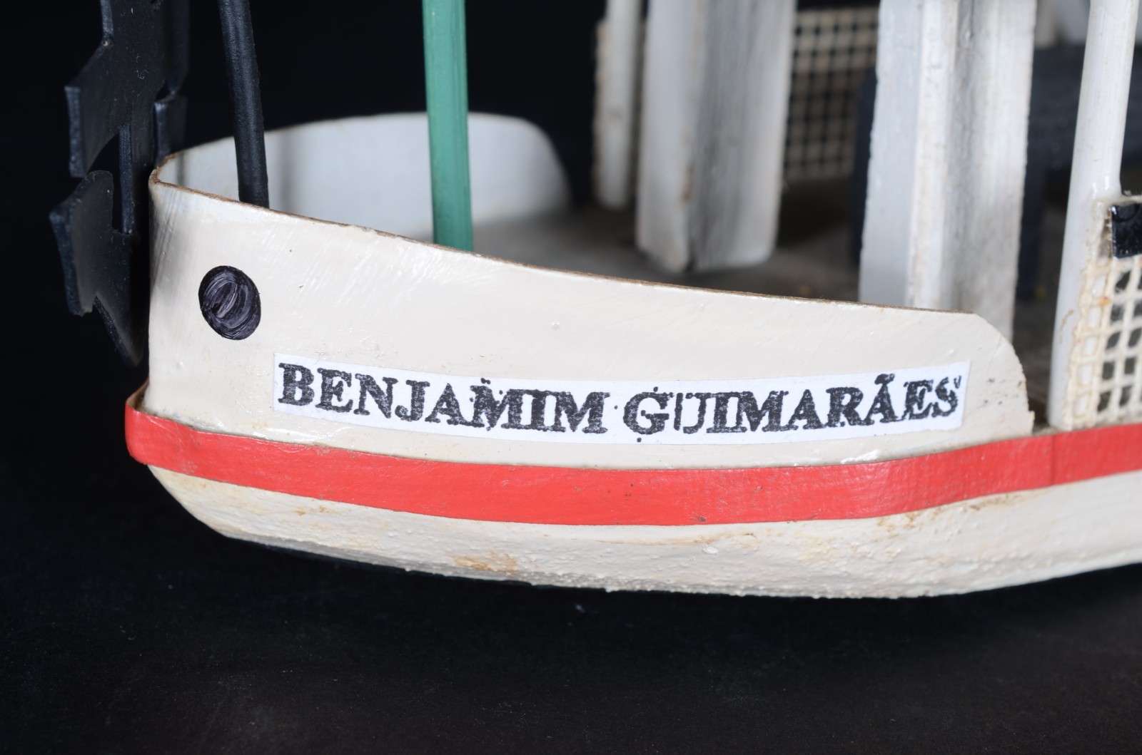 Replica em madeira do barco Benjamin Guimarães - Patrimônio de... - foto 6 de 11