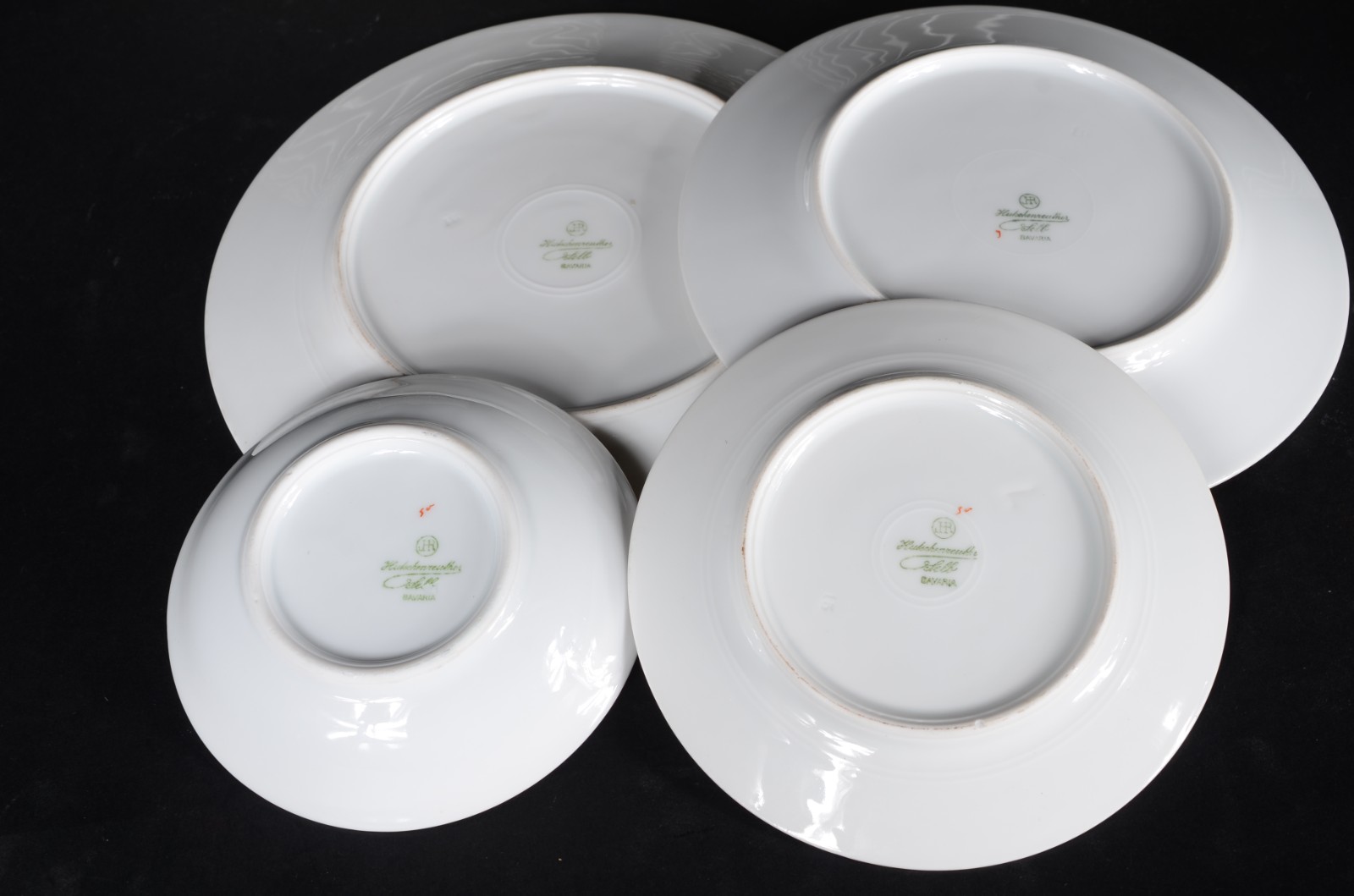 Aparelho de jantar, chá e café de porcelana Bavaria, composto de: 19... - foto 2 de 11