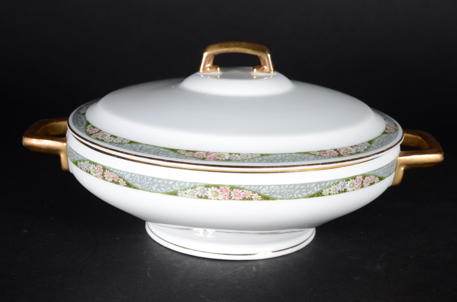 Aparelho de jantar, chá e café de porcelana Bavaria, composto de: 19... - foto 4 de 11