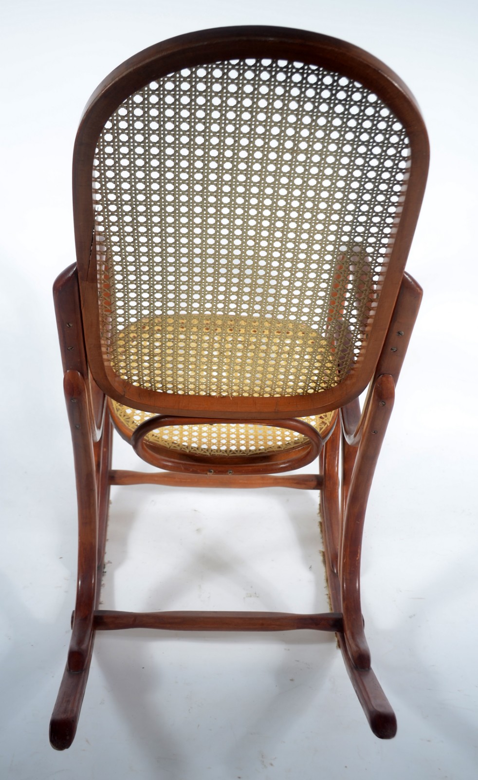 Cadeira de balanço de madeira nobre, estilo austríaco Thonet... - foto 4 de 5