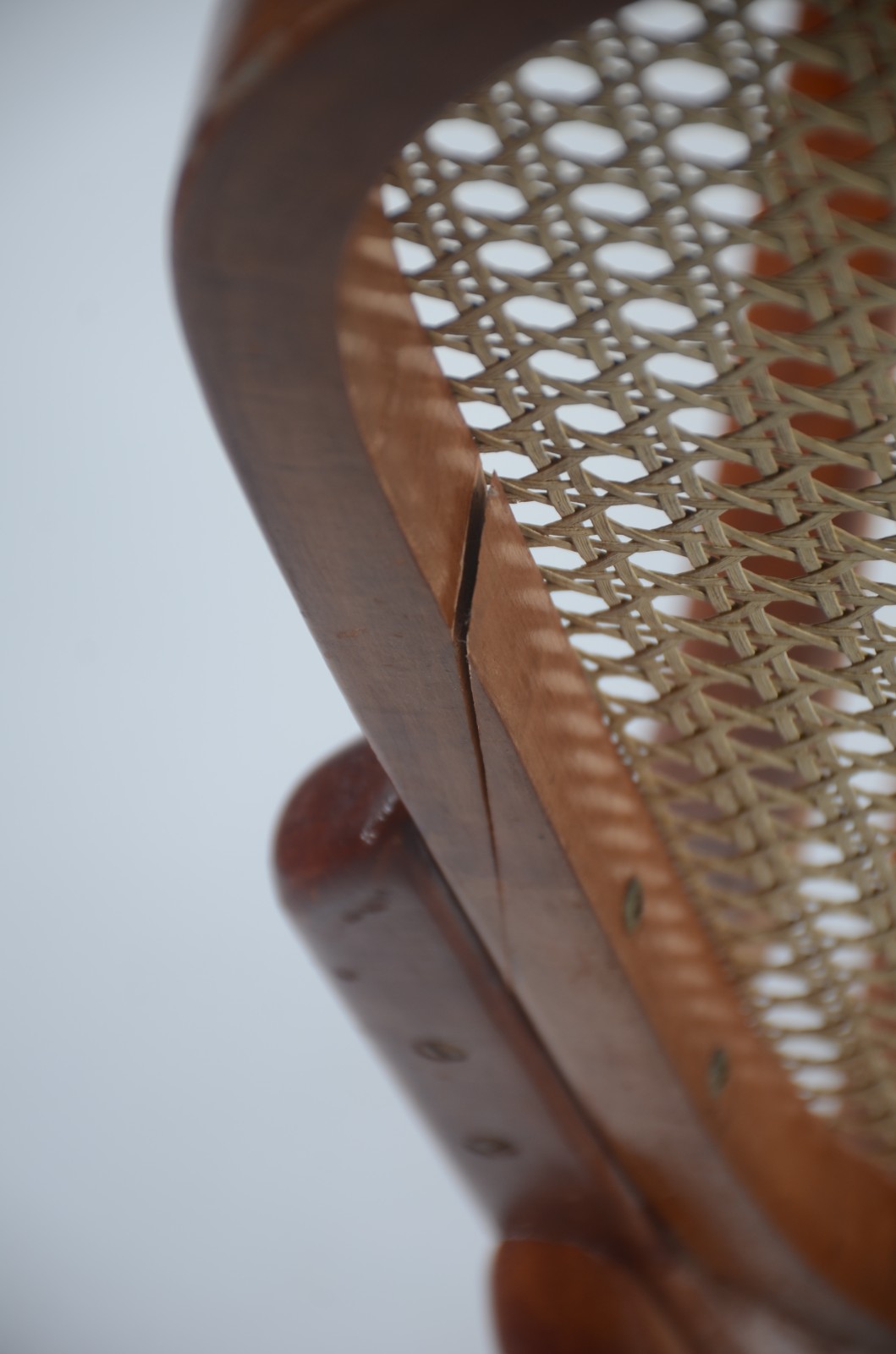 Cadeira de balanço de madeira nobre, estilo austríaco Thonet... - foto 5 de 5