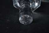 Serviço de cristal lapidado, composto de: 9 taç... - Serviço de cristal lapidado, composto de: 9 taças para vinho tinto, 10 taças para vinho branco, 8 taças para champagne (três com bicados), 7 taç...