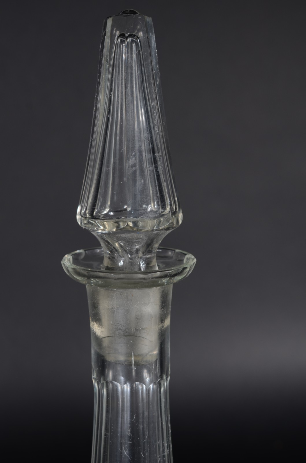 Conjunto de garrafa e 5 cálices de cristal europeu facetado, doublé... - foto 7 de 9