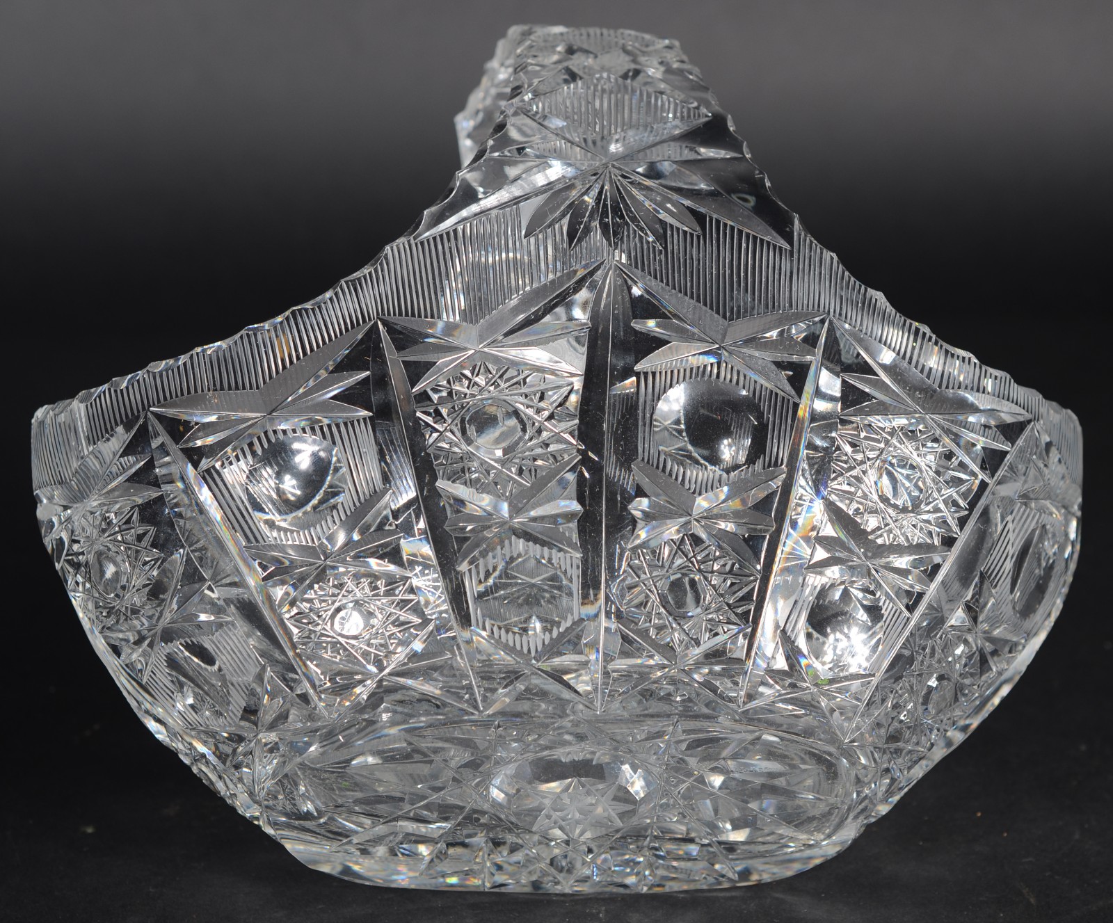 Cesta de cristal tcheco lapidado. - foto 6 de 7