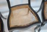 Mesa de jantar de jacarandá, tampo retangular c... - Mesa de jantar de jacarandá, tampo retangular com quinas arredondadas, bases em duplo balaústre terminando em tres pernas recurvas cada . Acompa...