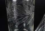 Duas garrafas de cristal lapidado. - Duas garrafas de cristal lapidado.