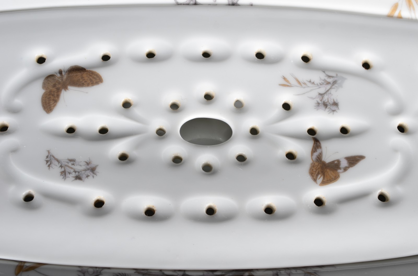 Travessa para peixe de porcelana francesa A.L.Garraux, com placa... - foto 6 de 7