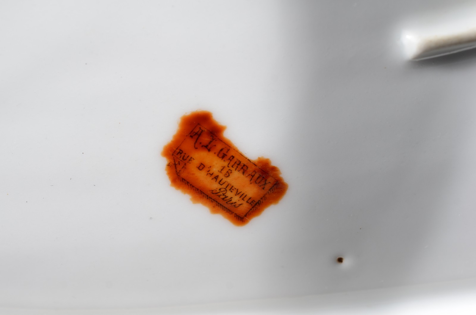Travessa para peixe de porcelana francesa A.L.Garraux, com placa... - foto 7 de 7