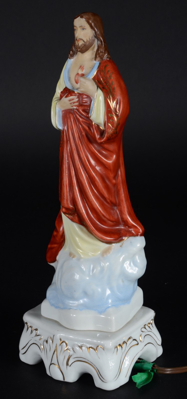 Luminária na forma de Sagrado Coração de porcelana policromada. - foto 2 de 8